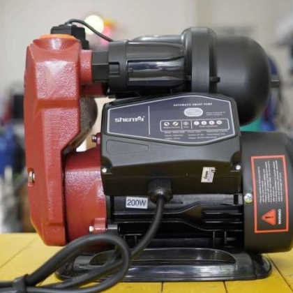Máy bơm tăng áp điện tử 200W Shentai